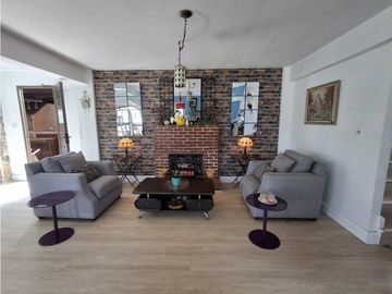 Se vende hermosa casa en Altos de Cerro Azul