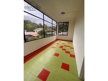 CASA EN ALBROOK - ANCON