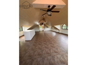 CASA EN ALBROOK - ANCON