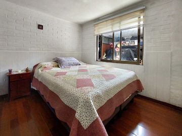 Casa en venta  en LA GRANJA