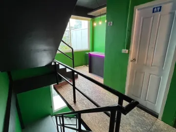 For rent Shophouse 200 sqm in Khlong Tan Nuea, Watthana, Bangkok BTS Thonglor