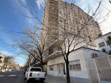 DPTO EN VENTA 3 AMB P.CHACABUCO COCH APTO CREDITO