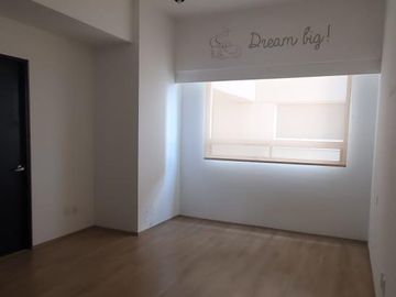 Departamento en  Lomas Country Club (adentro)