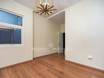 Venta de remodelado duplex en excelente estado.