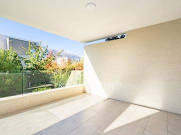Venta de remodelado duplex en excelente estado.