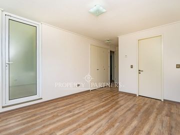 Venta de remodelado duplex en excelente estado.