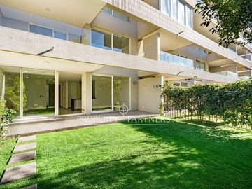 Venta de remodelado duplex en excelente estado.