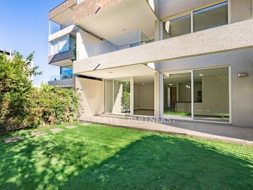Venta de remodelado duplex en excelente estado.