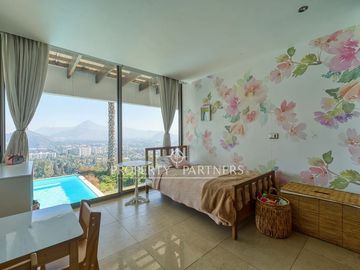 Moderna casa con espectacular vista