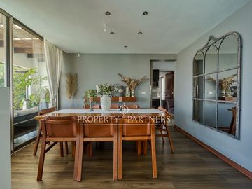 Moderna casa con espectacular vista