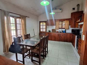 VENTA CASA 4 DORMITORIOS, PILAR, CORDOBA.