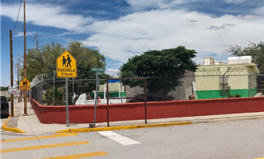 Casa en Finca Bonita – 3 Rec (Baño Propio) y Cochera