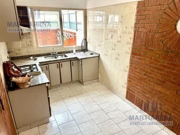 DEPARTAMENTO 3 AMBIENTES CON PATIO EN BARRACAS ALQUILER