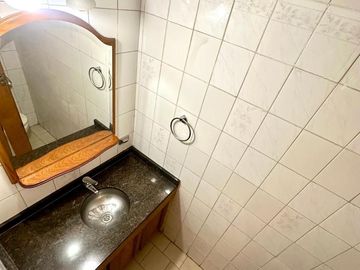 DEPARTAMENTO 3 AMBIENTES CON PATIO EN BARRACAS ALQUILER