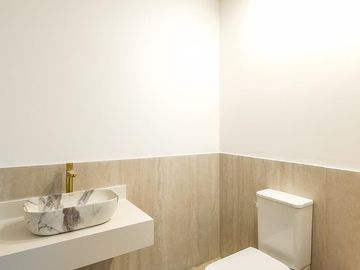 Venta / permuta - Casa 3 dormitorios y escritorio - Vida barrio cerrado, Funes.