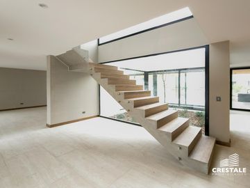 Venta / permuta - Casa 3 dormitorios y escritorio - Vida barrio cerrado, Funes.