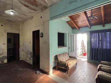 VENTA CASA A RECICLAR B. INDUSTRIAL OPORTUNIDAD