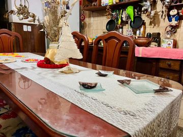 CASA EN VENTA 3 DORMITORIOS CON LOCAL COMERCIAL