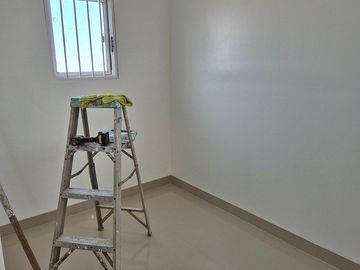 Casa 2 rec 1 estudio remodelada, en privada