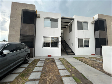 Departamento venta Paseos del Bosque Con. Lirios Qro 1,890,000 MarPal EMC