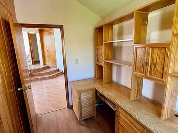 CASA EN RENTA JURICA CON ALBERCA EN PRIVADA