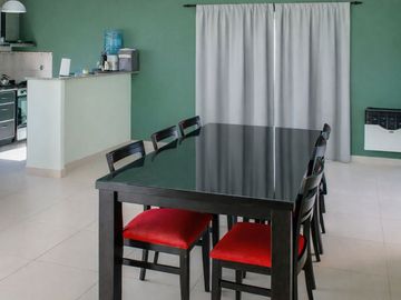 Venta casa moderna de 2 dorm en San Jerónimo Norte