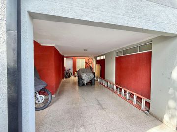 SE VENDE CASA EN LA TATENGUITA