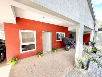 SE VENDE CASA EN LA TATENGUITA