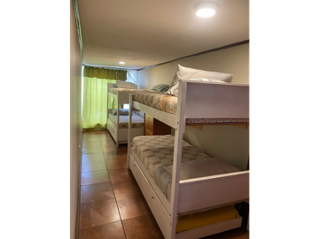 Se arrienda casa en Villa Alemana (Solo uso empresarial)