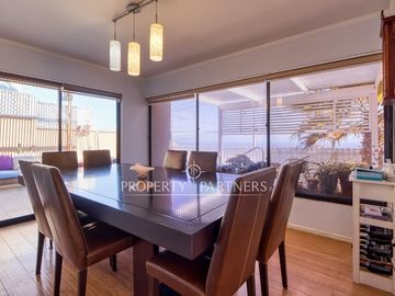 Venta casa con espectacular vista al mar y piscina - Jardines del Sur