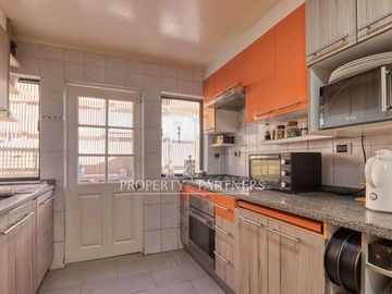 Venta casa con espectacular vista al mar y piscina - Jardines del Sur