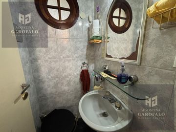 Venta Casa Lote Propio con patio y parrilla en Parque Chacabuco