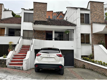 Casa en conjunto para la venta en Pinares, Pereira!!!