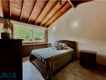 Venta de casa en Envigado La Sebastiana