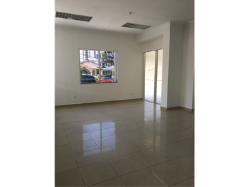 ALQUILO LOCAL EN PLANTA BAJA- CERCA DEL METRO