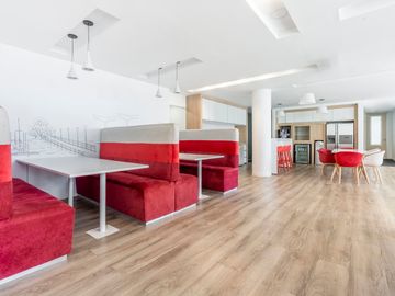 Oficina privada en alquiler – Regus BUENOS AIRES, Olivos  USD en {{city}}