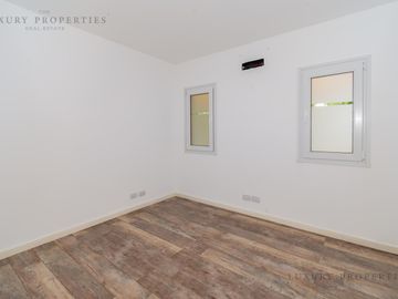 Venta Casa 4 ambientes con pileta, galería  y cochera semicubierta en La Reserva Cardales L51
