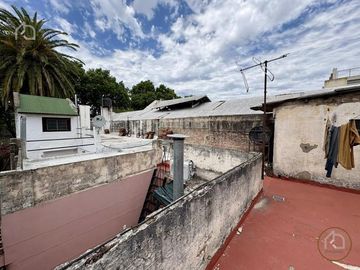 Casa de pasillo en venta 1 dormitorio Refinerias