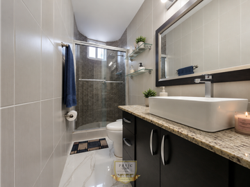 Apartamento Amueblado en Venta en Hato Pintado. PH Royal Point. SD