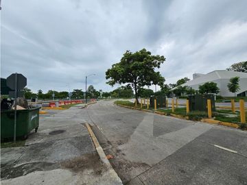 Alquiler de locales comerciales en Couseway - Amador (PD)