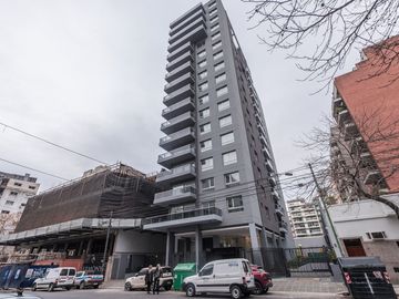 Venta dpto 2 amb cochera Villa Urquiza amenities