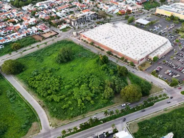 Terreno en venta en Residencial Fluvial Vallarta, Puerto Vallarta, Jalisco