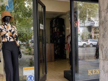 Alquiler de Local en Av. Avellaneda | Flores.