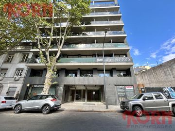 Venta Departamento de 2 Ambientes con Cochera en Palermo Hollywood