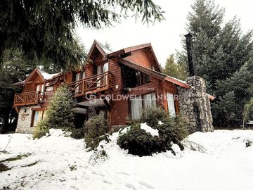 VENTA Complejo de Cabañas y recepción 350m2 en Puerto Manzano, Villa La Angostura.