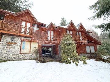 VENTA Complejo de Cabañas y recepción 350m2 en Puerto Manzano, Villa La Angostura.