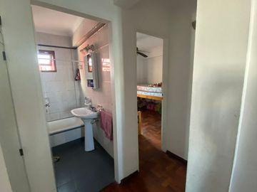 DPTO CON COCHERA EN BARRIO SUR | SOBRE URQUIZA