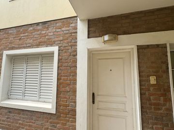 ALQUILER/ DPTO 1 DORM/ FRENTE UTN CASA CENTRAL