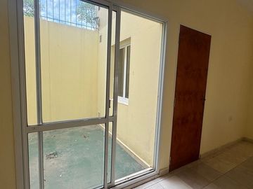 ALQUILER/ DPTO 1 DORM/ FRENTE UTN CASA CENTRAL