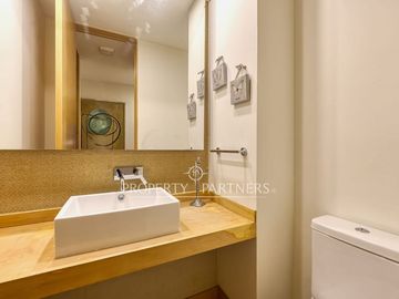 Amplio y Moderno Departamento, Excelente Conectividad